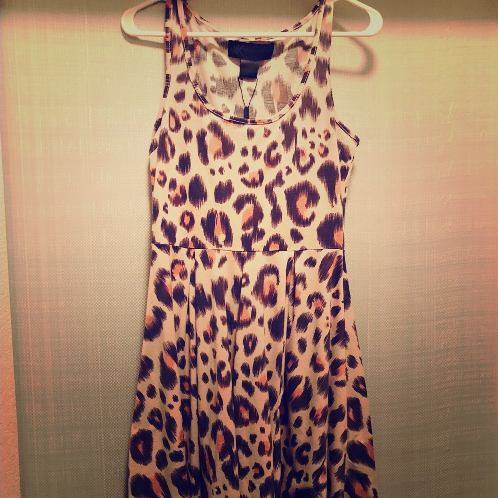 Kardashian’s kollection pink leopard print